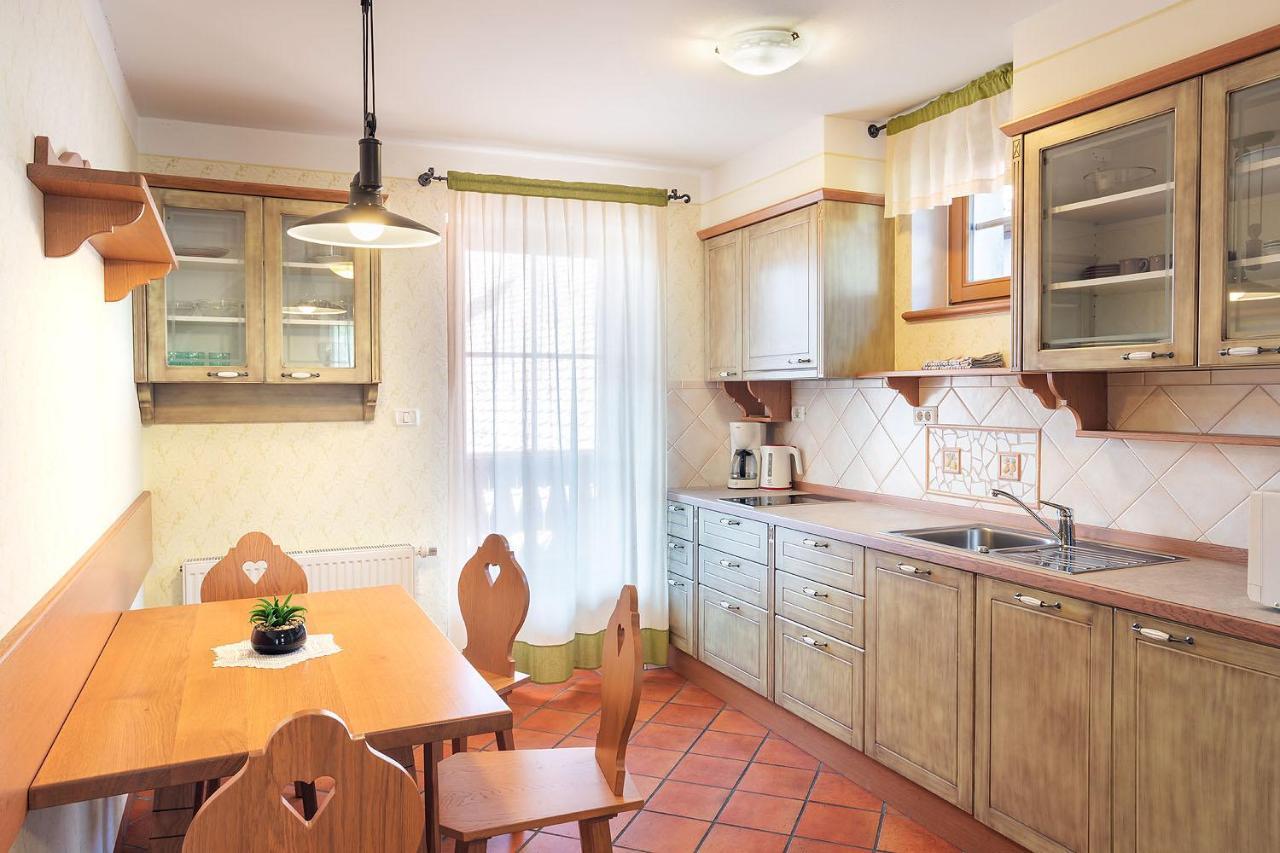 Apartments Tourist Farm Matijovc Накло Экстерьер фото